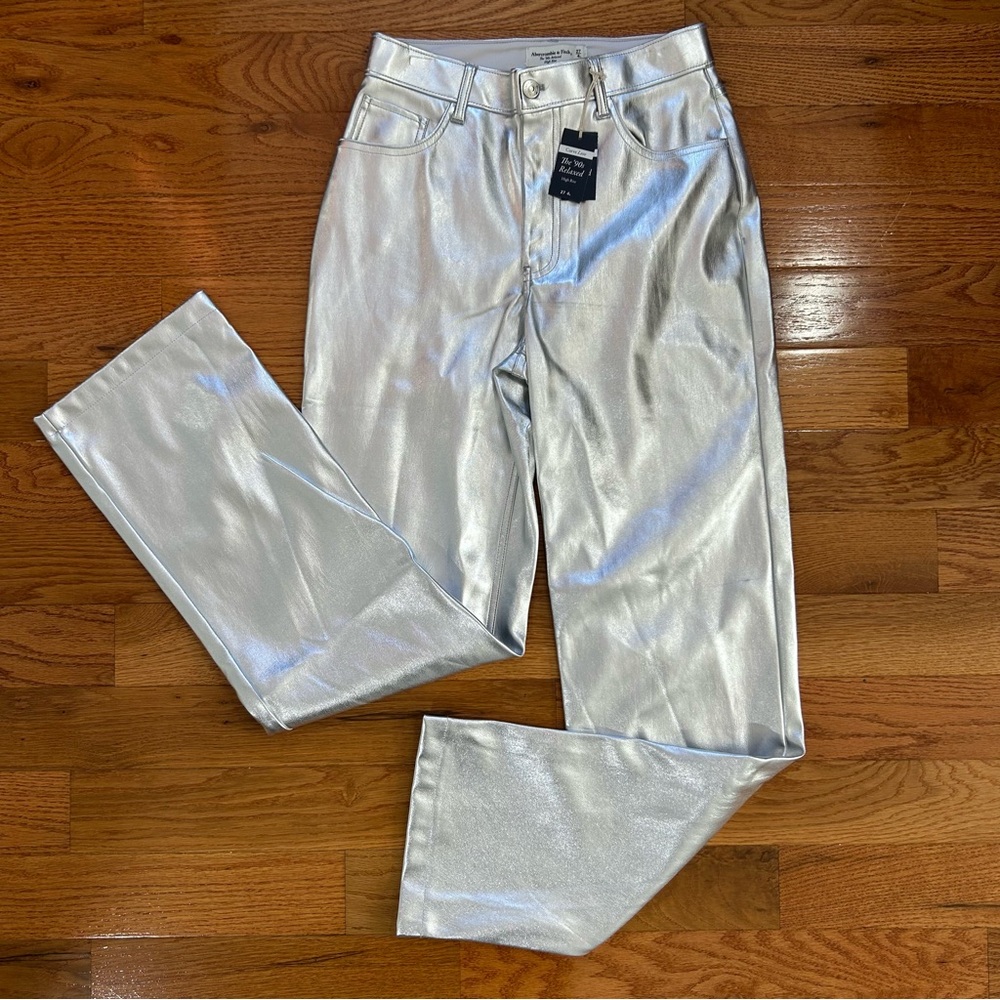 Abercrombie & Fitch High Rise '90s Curve Relaxed Pants silver 27-4L